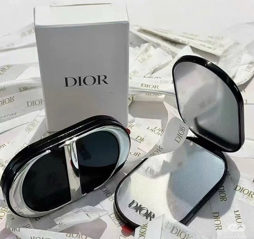 Dior new logo makeup - dior,